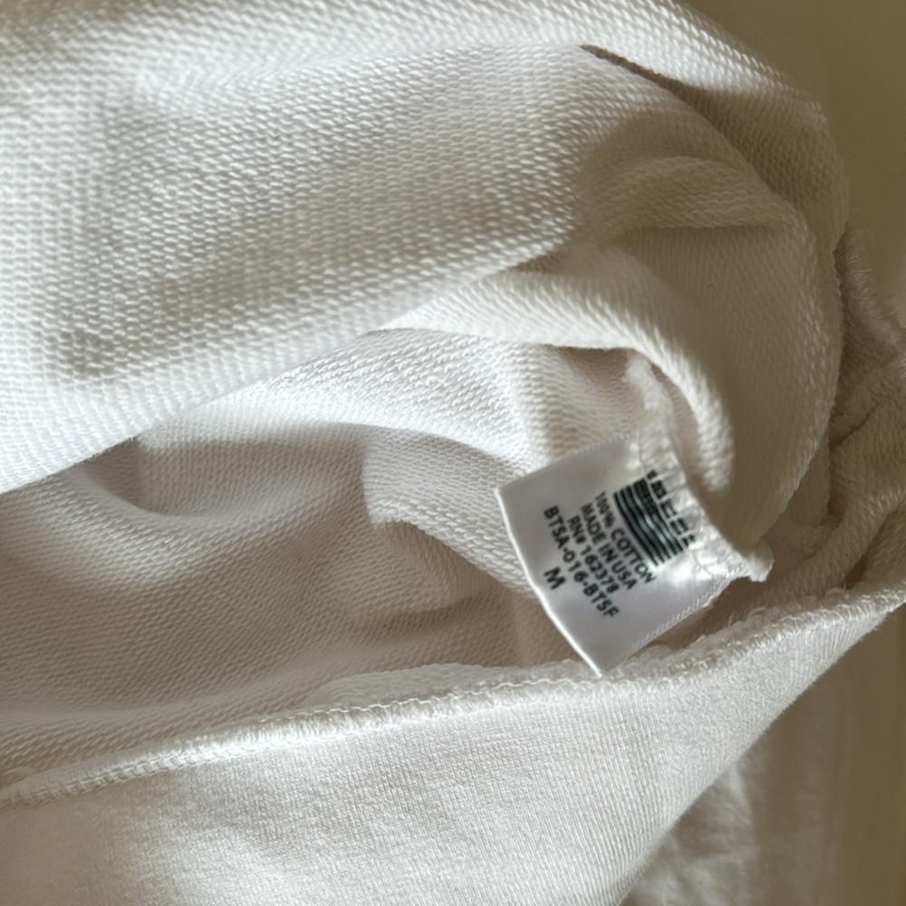 Mega Yacht Pullover - Picture 6 of 6